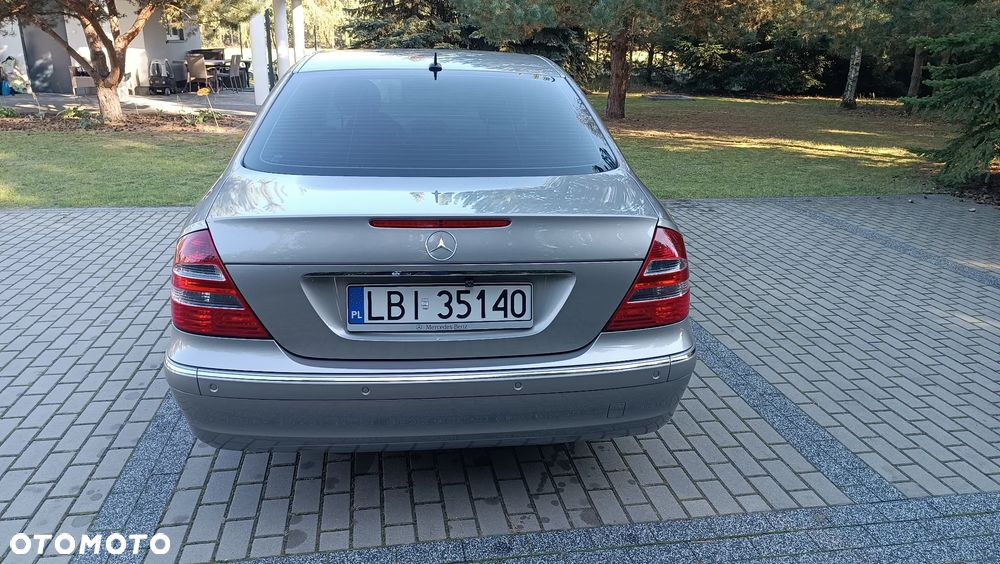 Mercedes-Benz Klasa E 200 Kompressor Automatik Elegance - 24