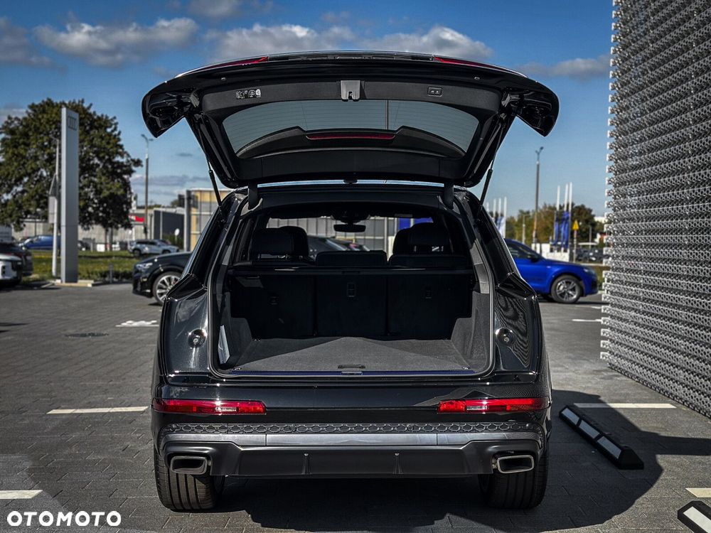 Audi Q7 - 6