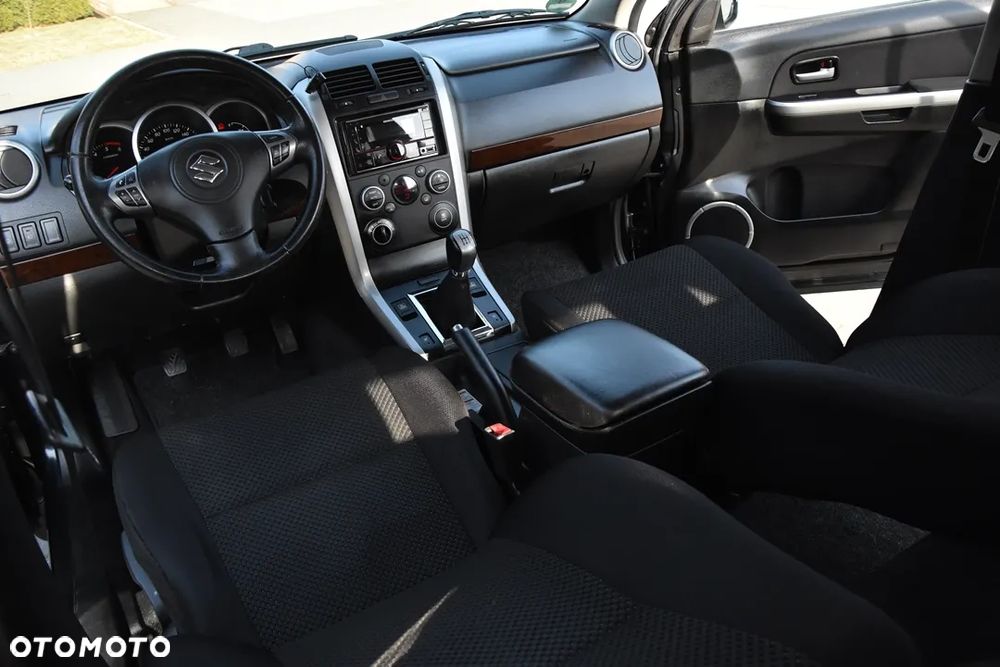 Suzuki Grand Vitara 1.9 DDiS - 18