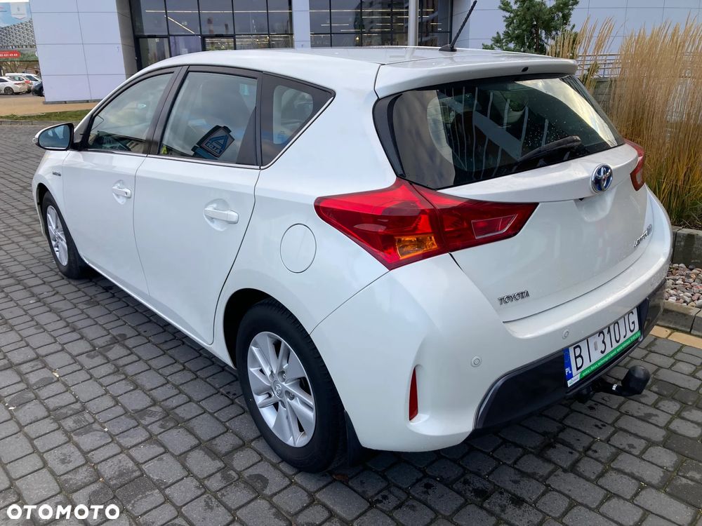 Toyota Auris - 2