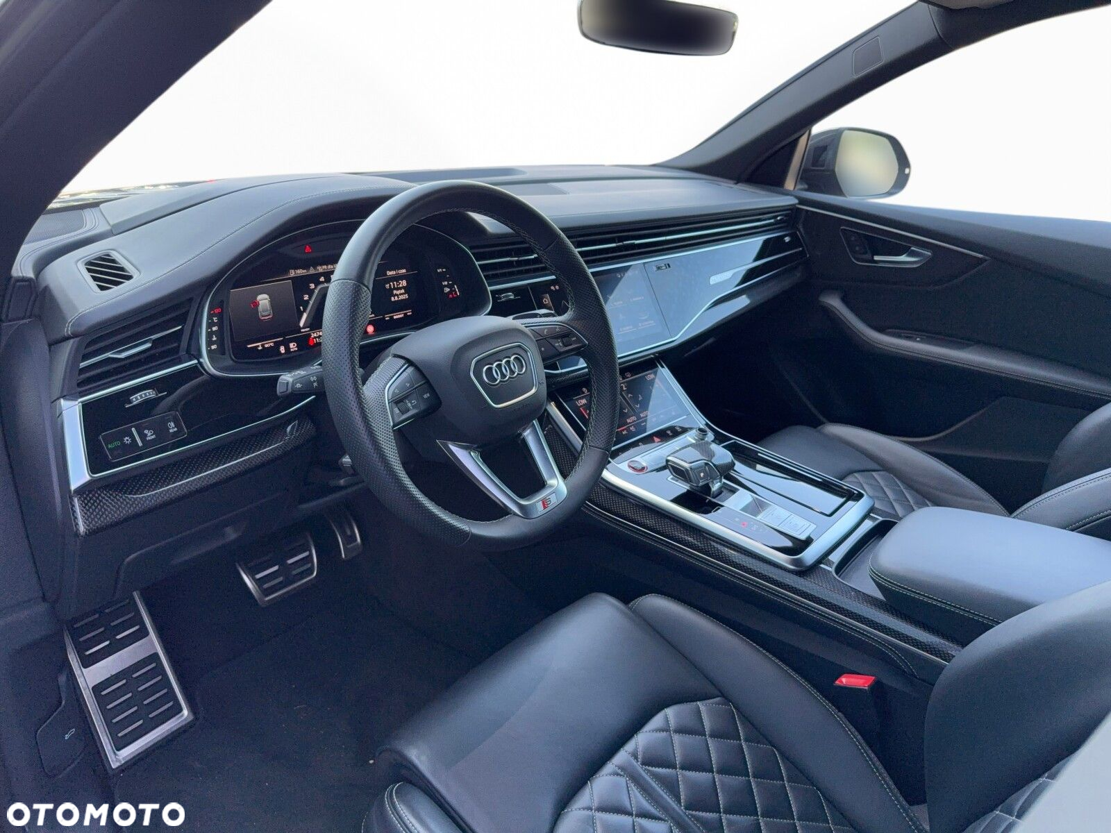 Audi SQ8 - 8