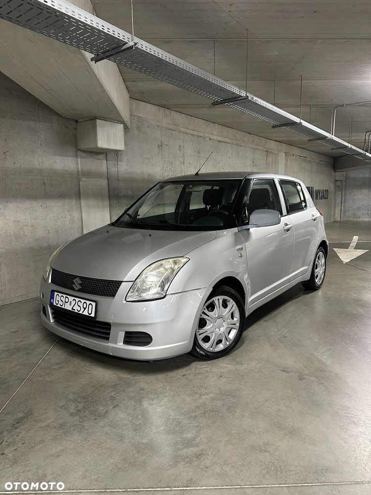 Suzuki Swift 1.3 DDiS Club - 10