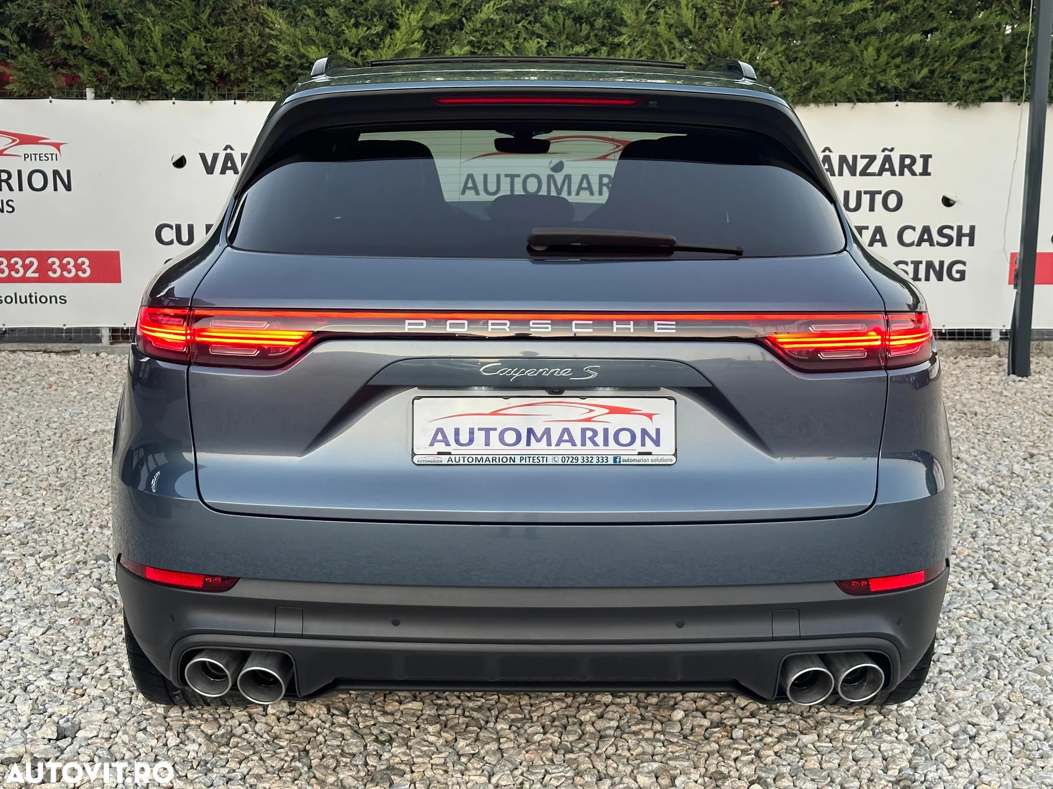 Porsche Cayenne S - 9