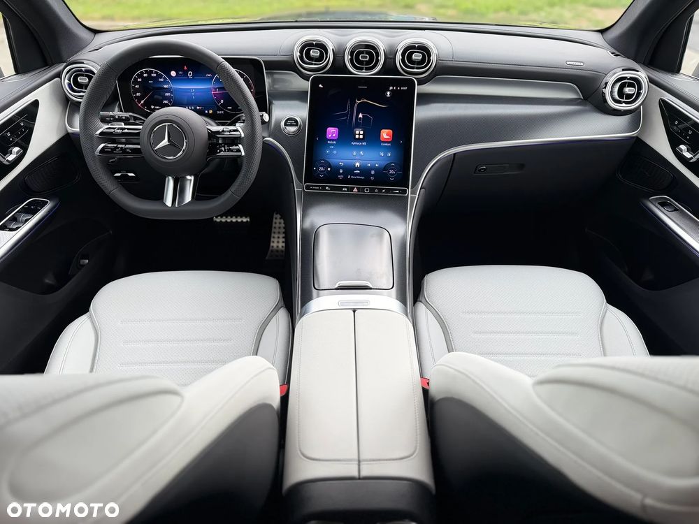 Mercedes-Benz GLC - 11