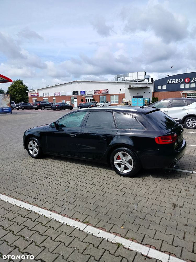 Audi A4 Avant 2.0 TDI DPF multitronic Ambition - 4