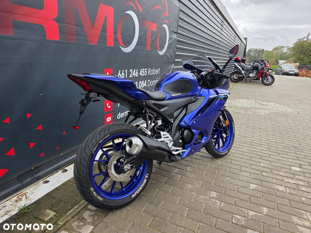 Yamaha YZF - 3