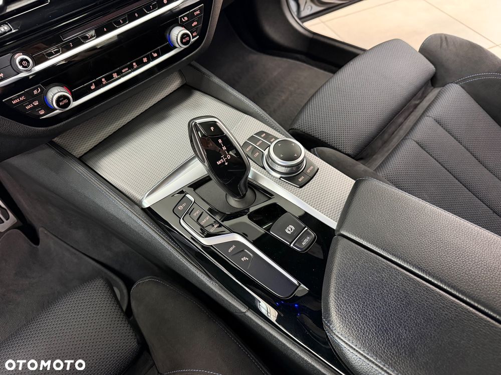 BMW Seria 5 - 27