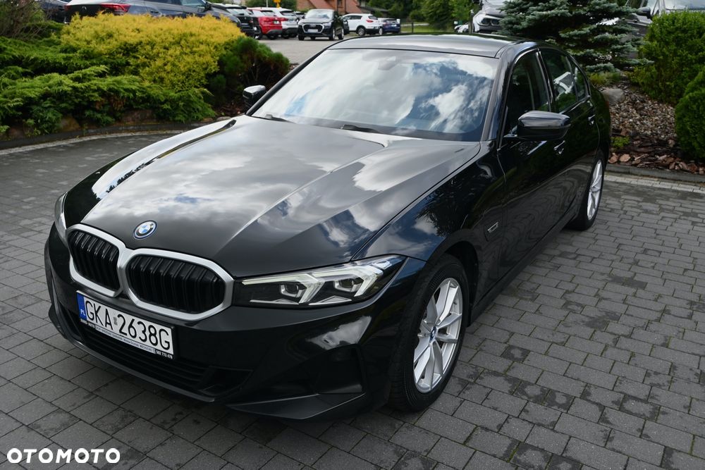 BMW Seria 3 320e Sport Line - 1