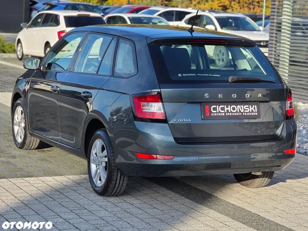 Skoda Fabia 1.0 TSI Ambition Plus - 9