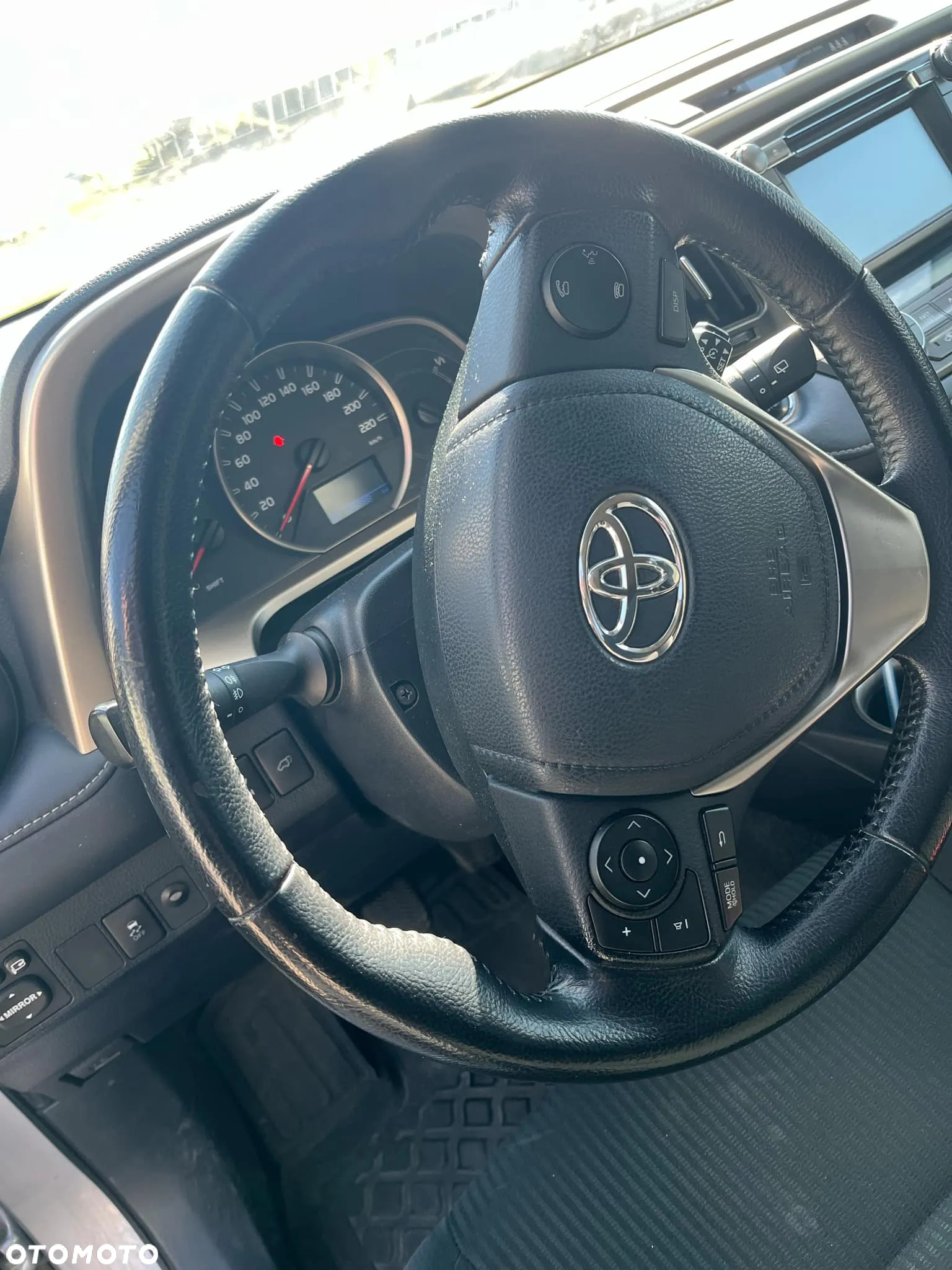 Toyota RAV4 - 12