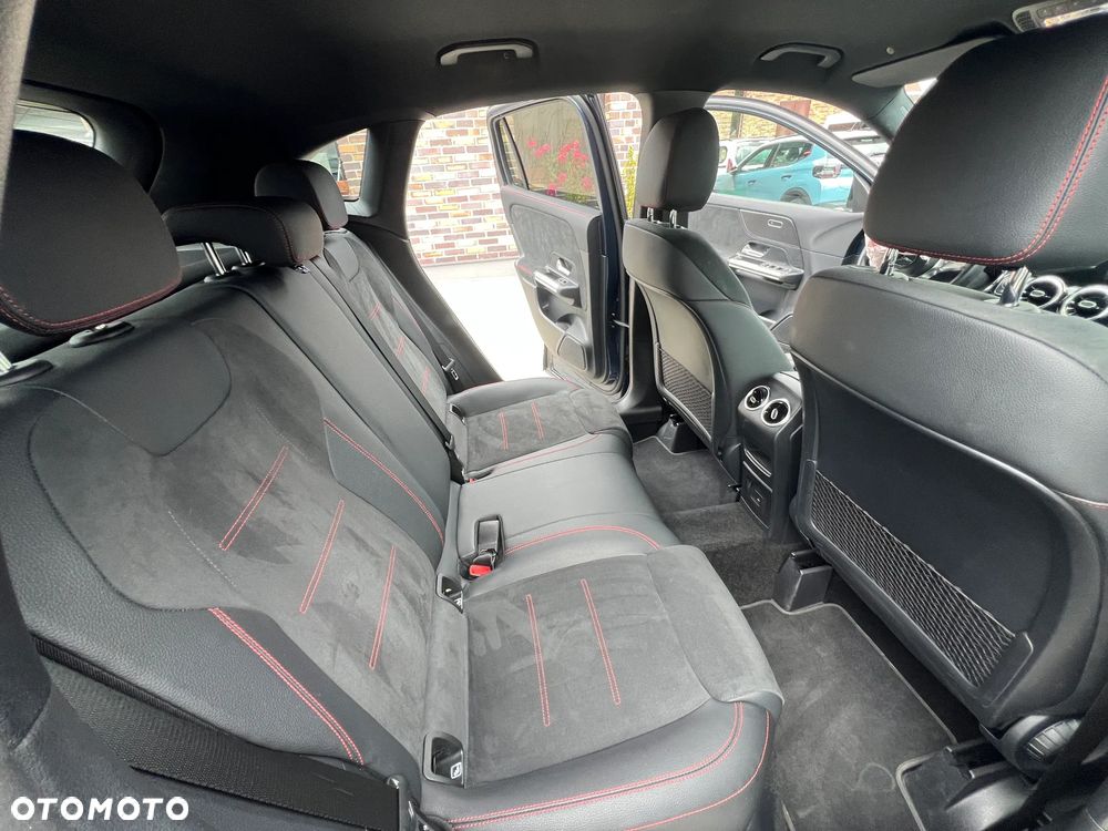 Mercedes-Benz GLA 180 d 8G-DCT Style - 21