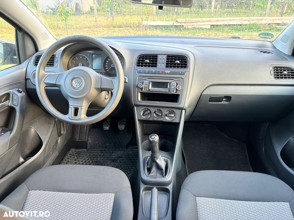 Volkswagen Polo - 15