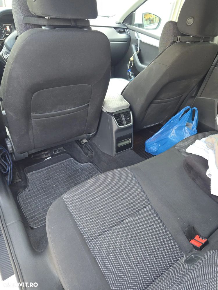 Skoda Octavia ver-2-0-tdi-dsg-ambition - 10