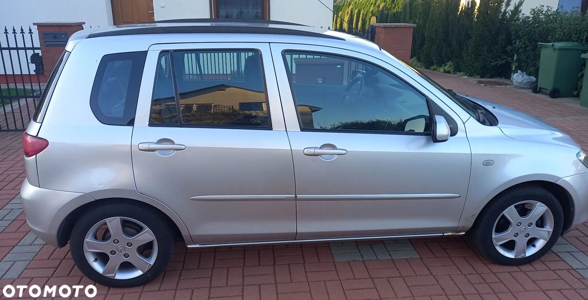 Mazda 2 - 7