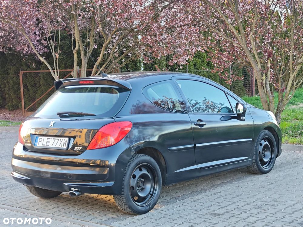 Peugeot 207 - 7