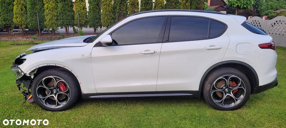 Alfa Romeo Stelvio 2.0 Turbo TI Q4 - 6