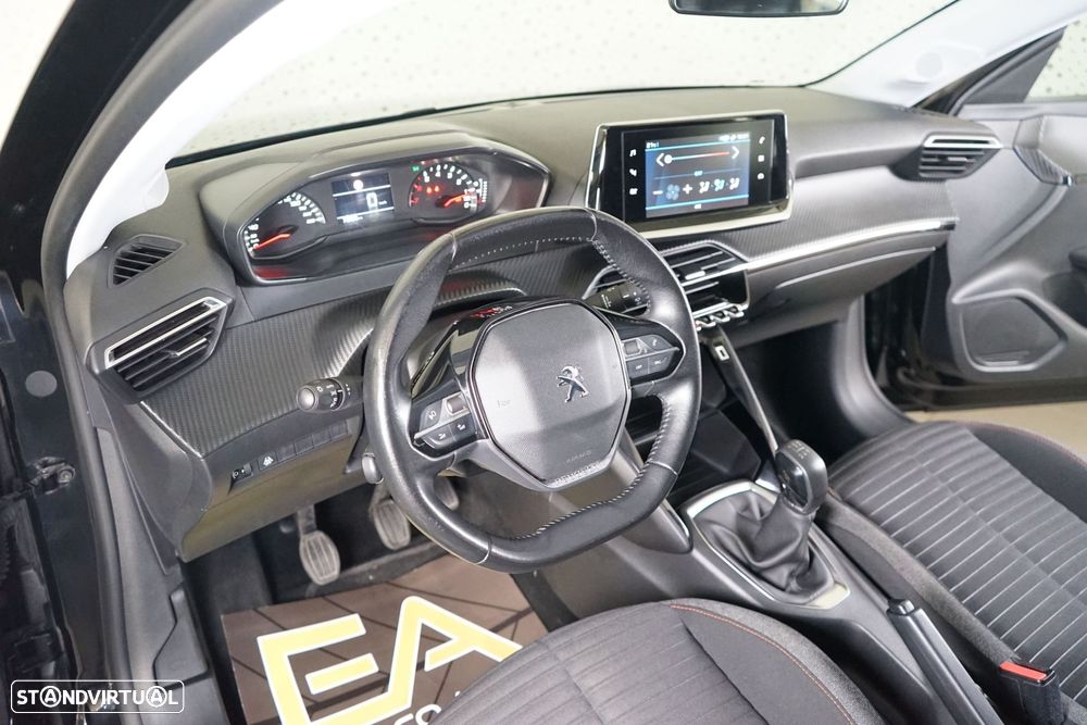 Peugeot 208 1.2 PureTech Active - 12