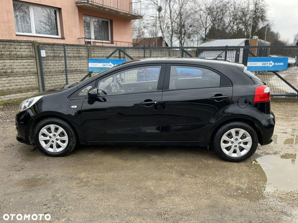 Kia Rio - 7