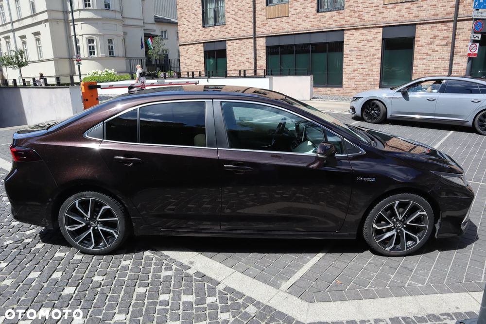 Toyota Corolla 1.8 Hybrid Executive - 3
