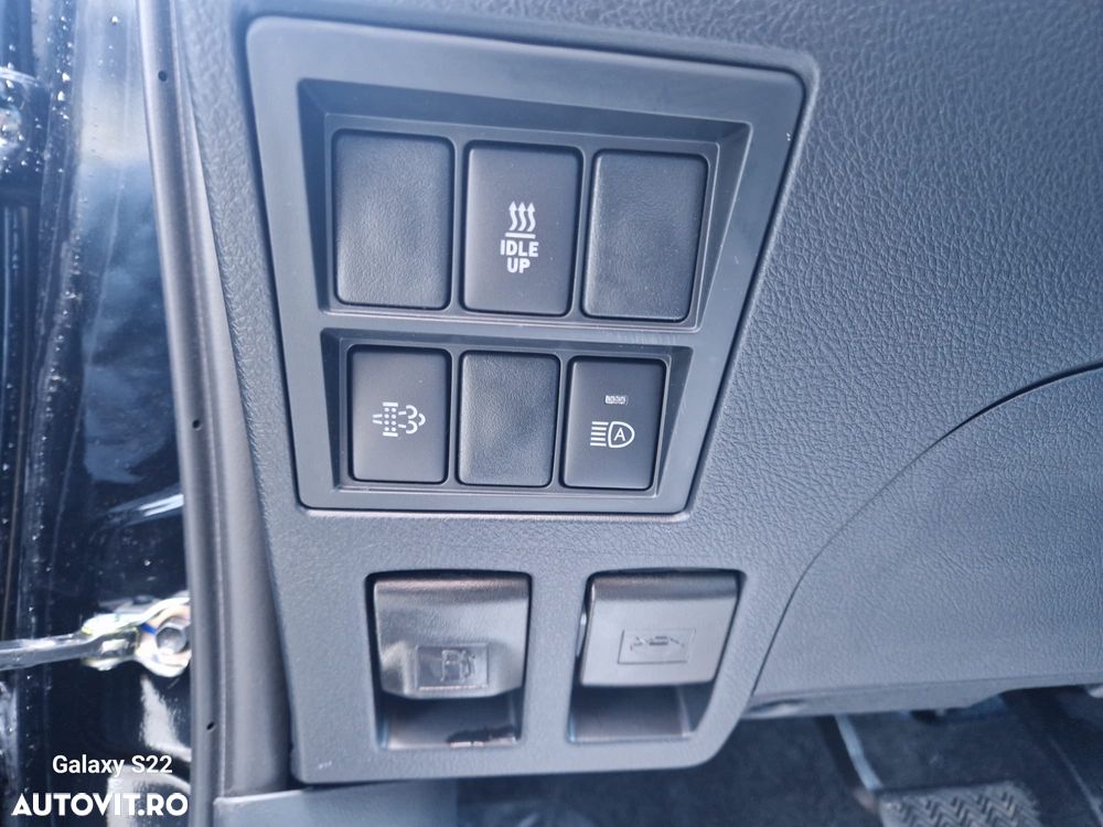 Toyota Hilux 2.8D 204CP 4x4 Double Cab AT MHEV Executive - 11