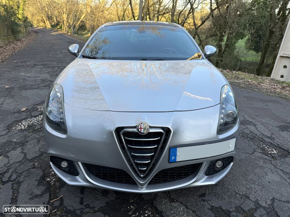 Alfa Romeo Giulietta ver-1750-tbi-quadrifoglio-verde - 5