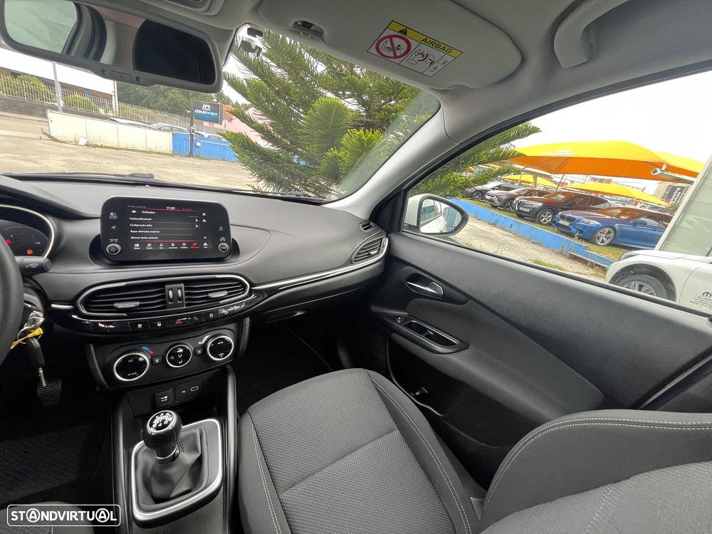 Fiat Tipo 1.3 MultiJet Life - 54