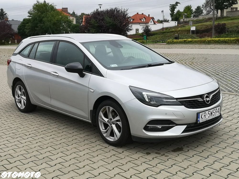 Opel Astra 1.2 T Elegance S&S - 1