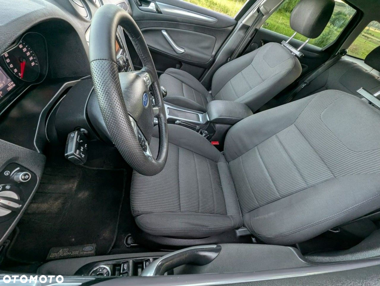 Ford Mondeo - 19