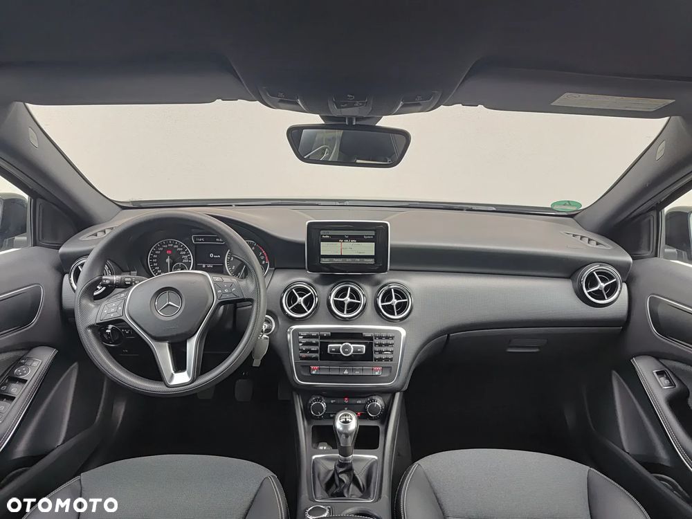 Mercedes-Benz Klasa A 180 (BlueEFFICIENCY) Style - 8
