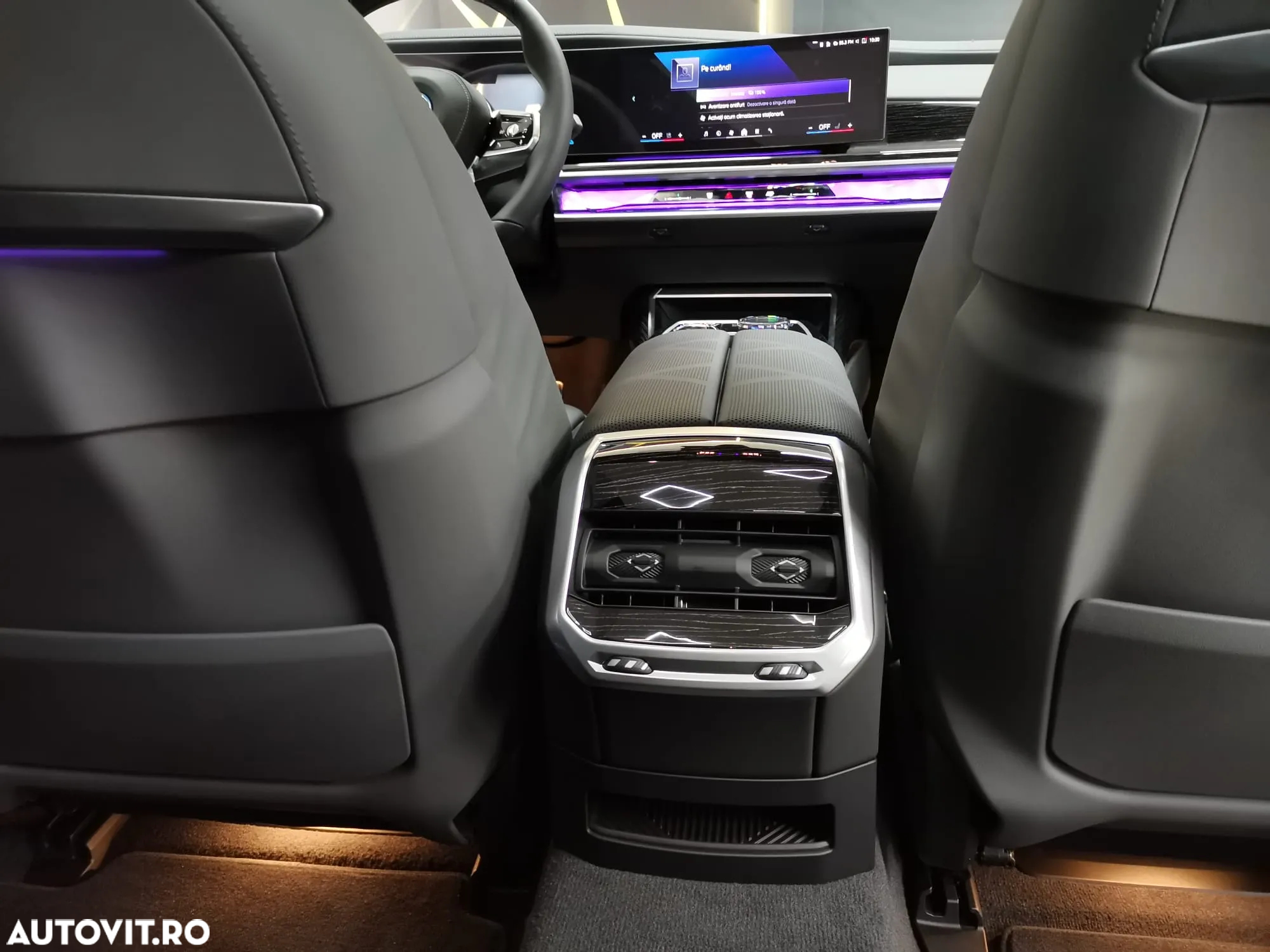BMW Seria 7 750e xDrive AT PHEV - 31