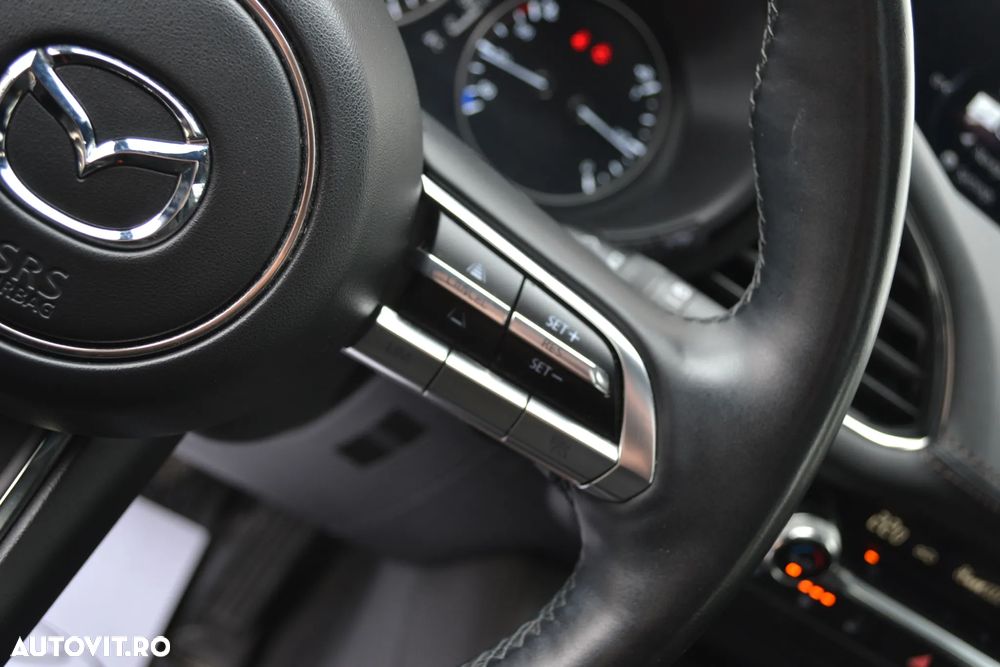 Mazda 3 e-Skyactiv X186 AT MHEV GT+ - 12