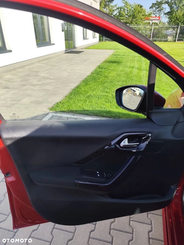 Peugeot 208 1.2 PureTech Active - 20