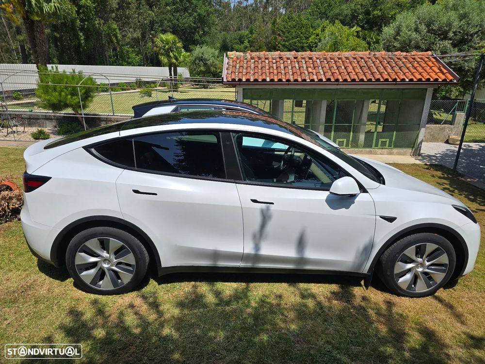 Tesla Model Y RWD - 7