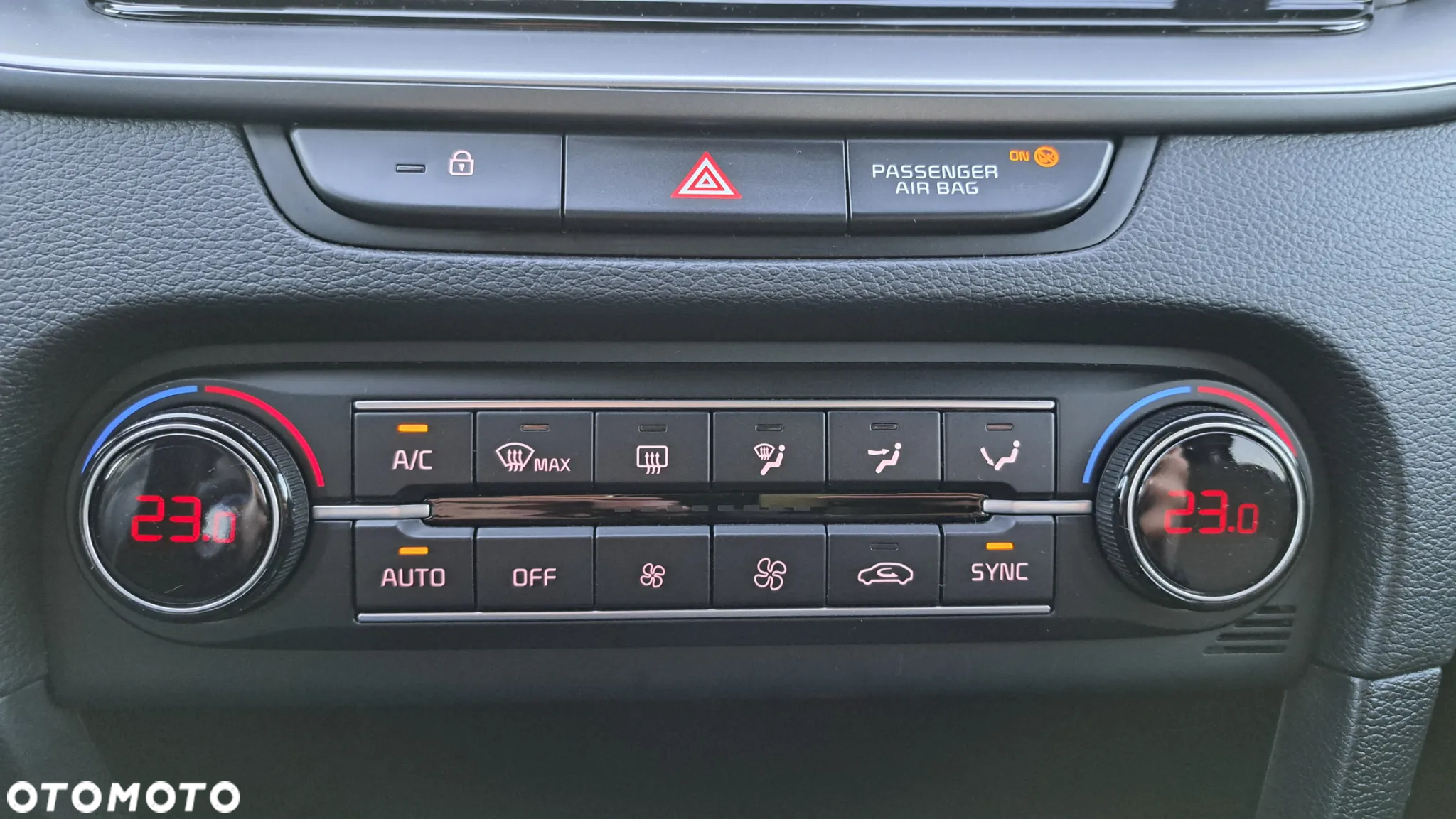 Kia XCeed 1.5 T-GDI M DCT - 32