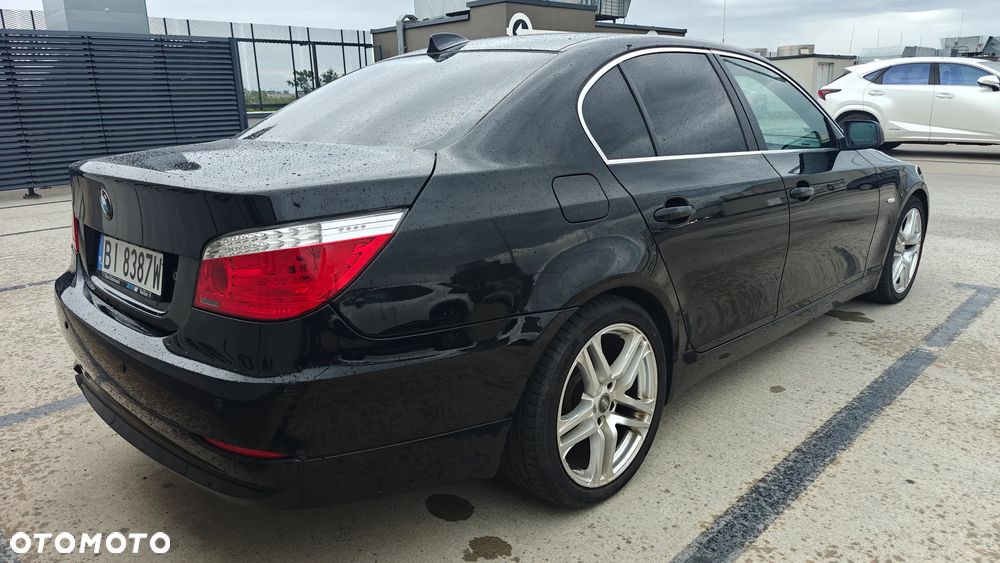 BMW Seria 5 520i - 12