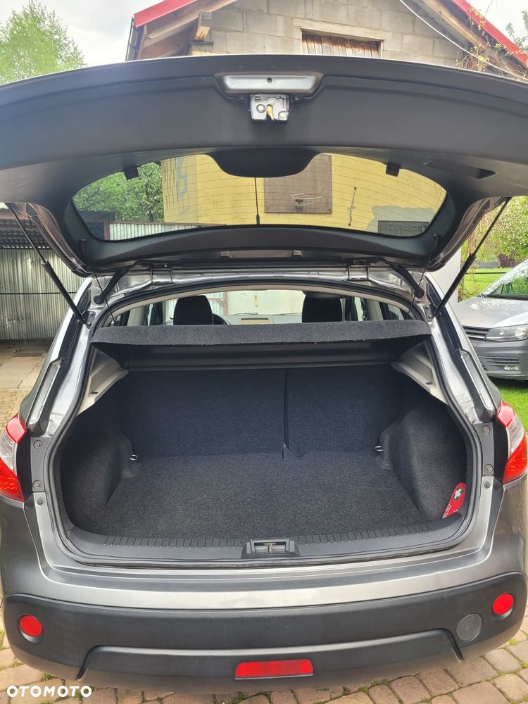 Nissan Qashqai 2.0 4x4 Tekna - 4