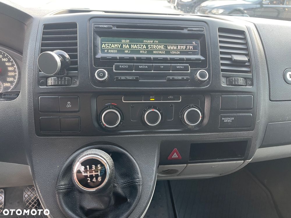 Volkswagen T5 LONG - 10