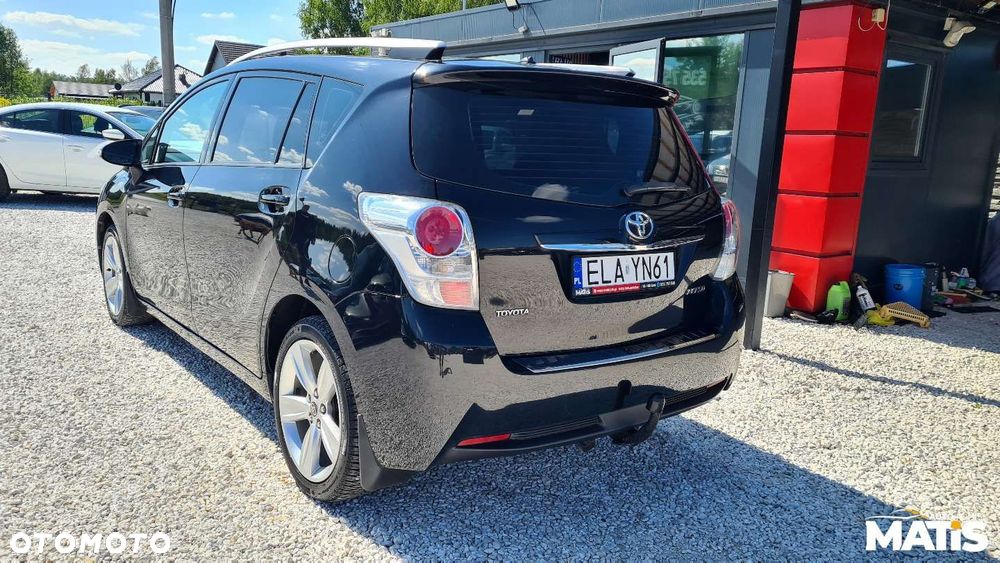 Toyota Verso - 32