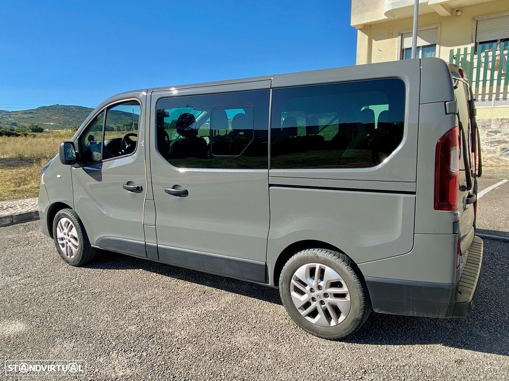 Renault Trafic - 2