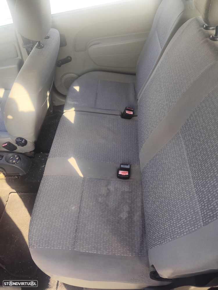 Dacia Logan MCV 1.5 dCi Confort 7L - 7