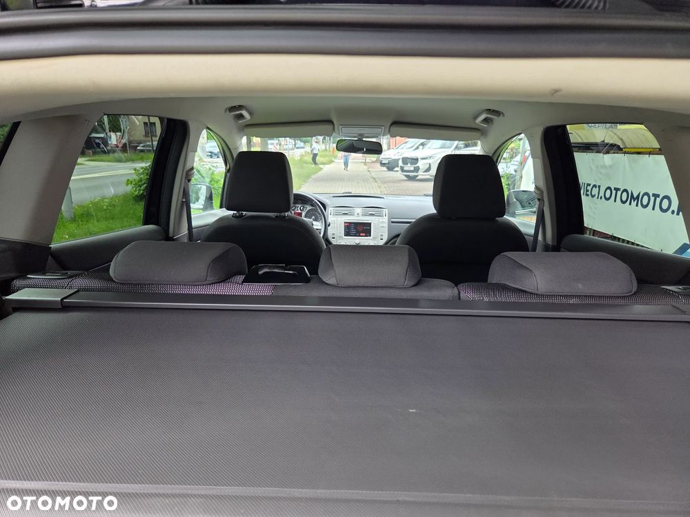 Ford Kuga 2.0 TDCi Titanium - 15