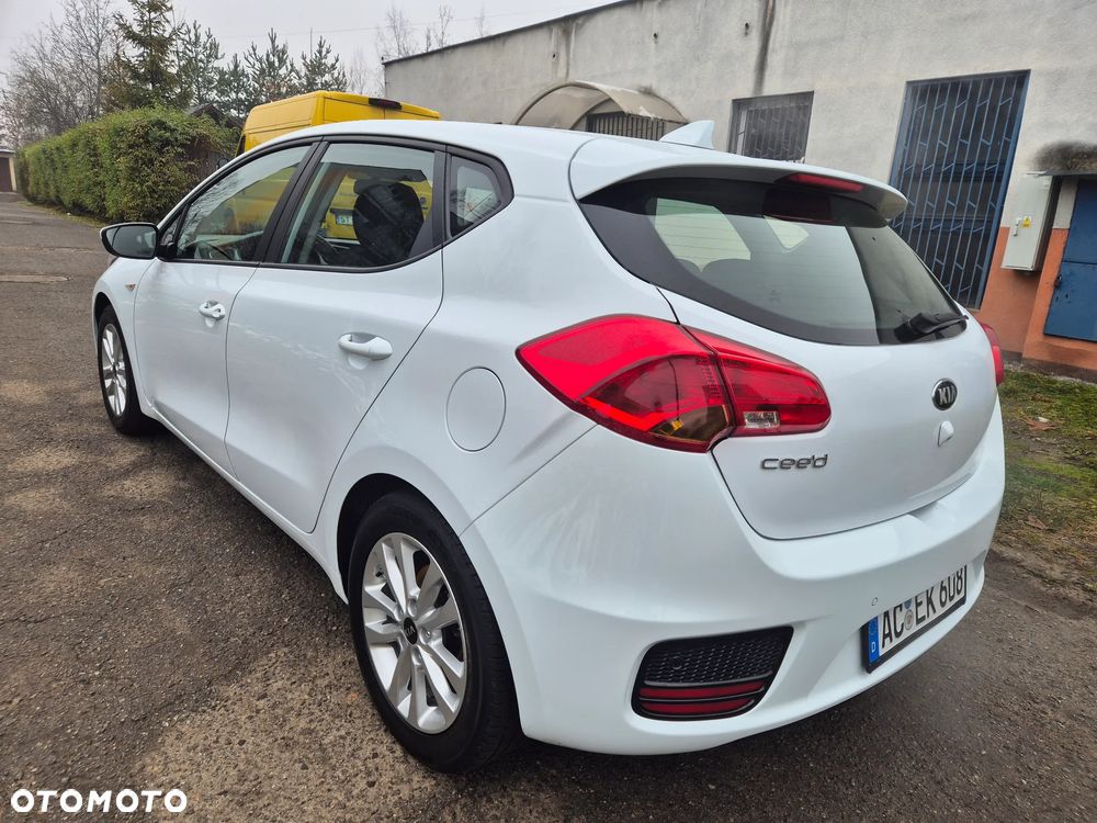 Kia Ceed 1.4 CVVT Dream Team Edition - 7