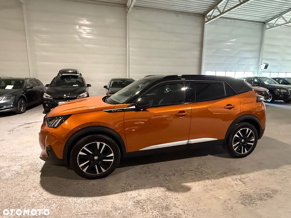 Peugeot 2008 BlueHDi 130 EAT8 GT - 11