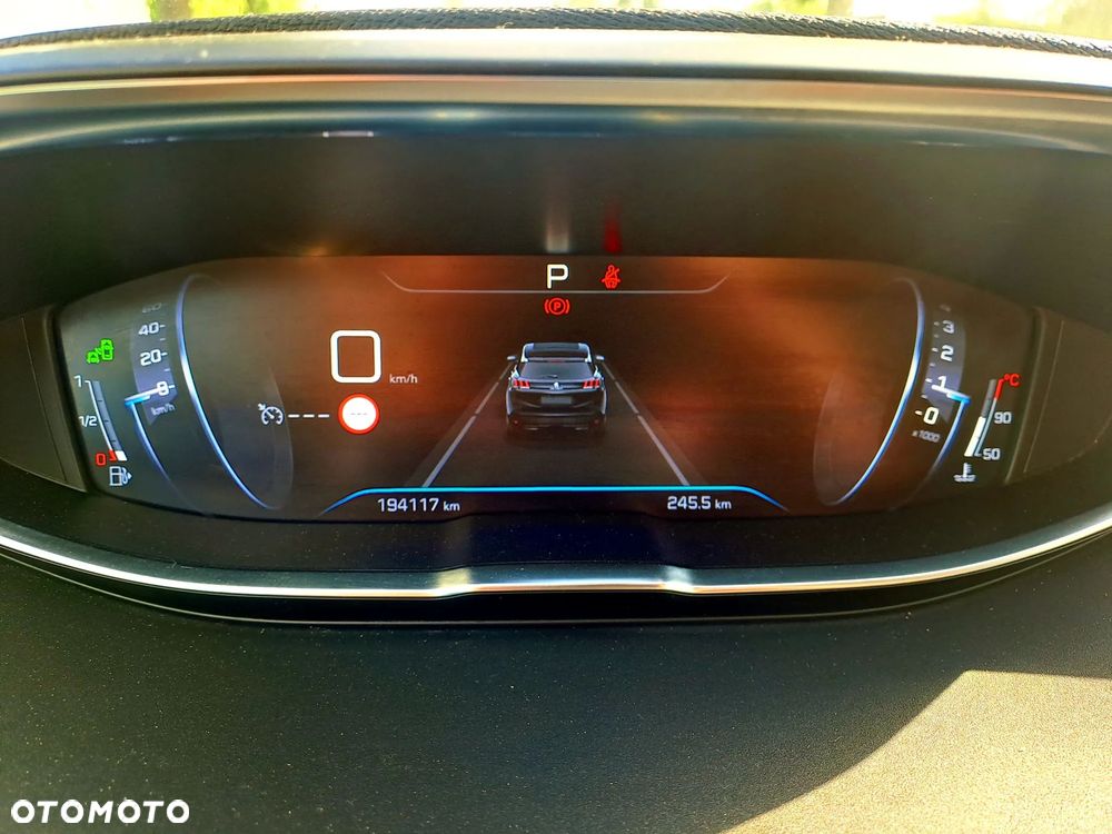 Peugeot 3008 1.2 PureTech Active S&S EAT6 - 23