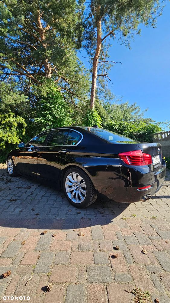 BMW Seria 5 528i xDrive - 5