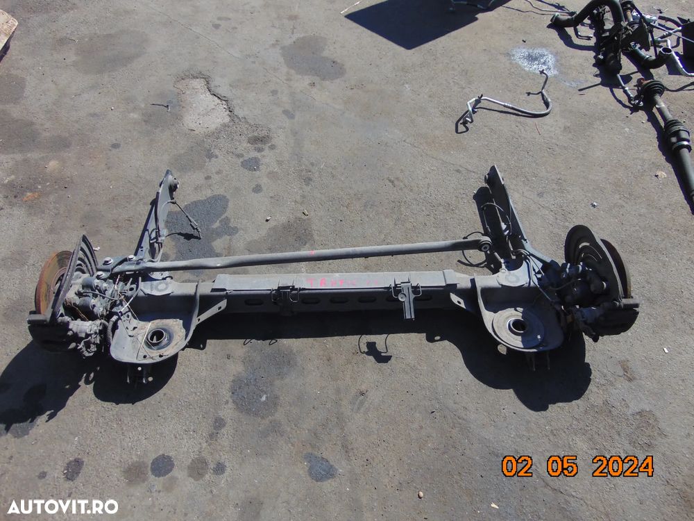 Etrier spate renault Trafic 2014-2022 Opel Vivaro nissan nv300 etrieri spate stanga dreapta - 1
