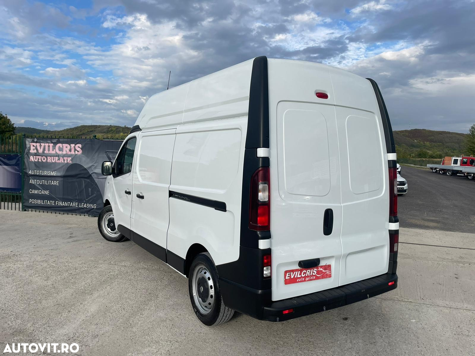 Renault Trafic L2H2 SUPRAINALTAT - 2