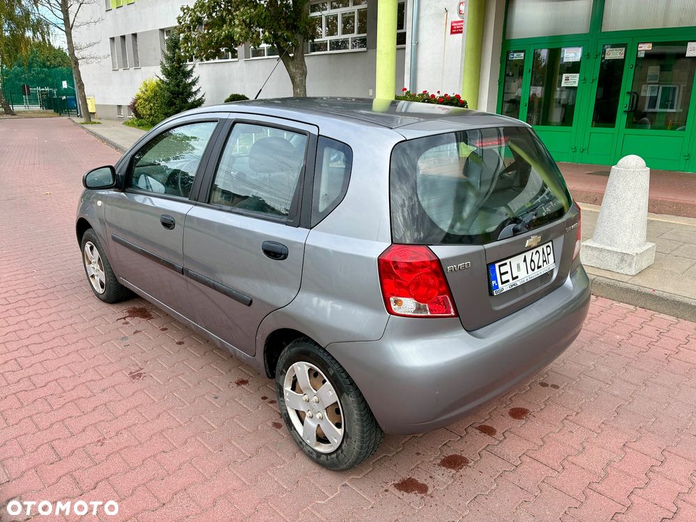 Chevrolet Aveo 1.2 Premium - 4