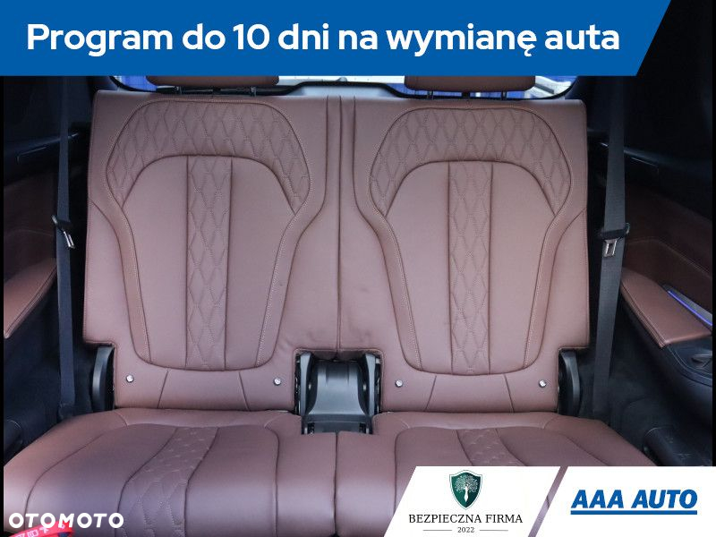 BMW X7 - 30