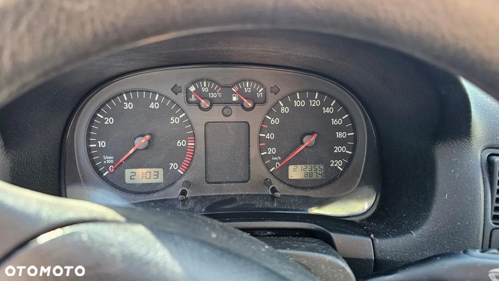 Volkswagen Golf Variant 1.4 - 8